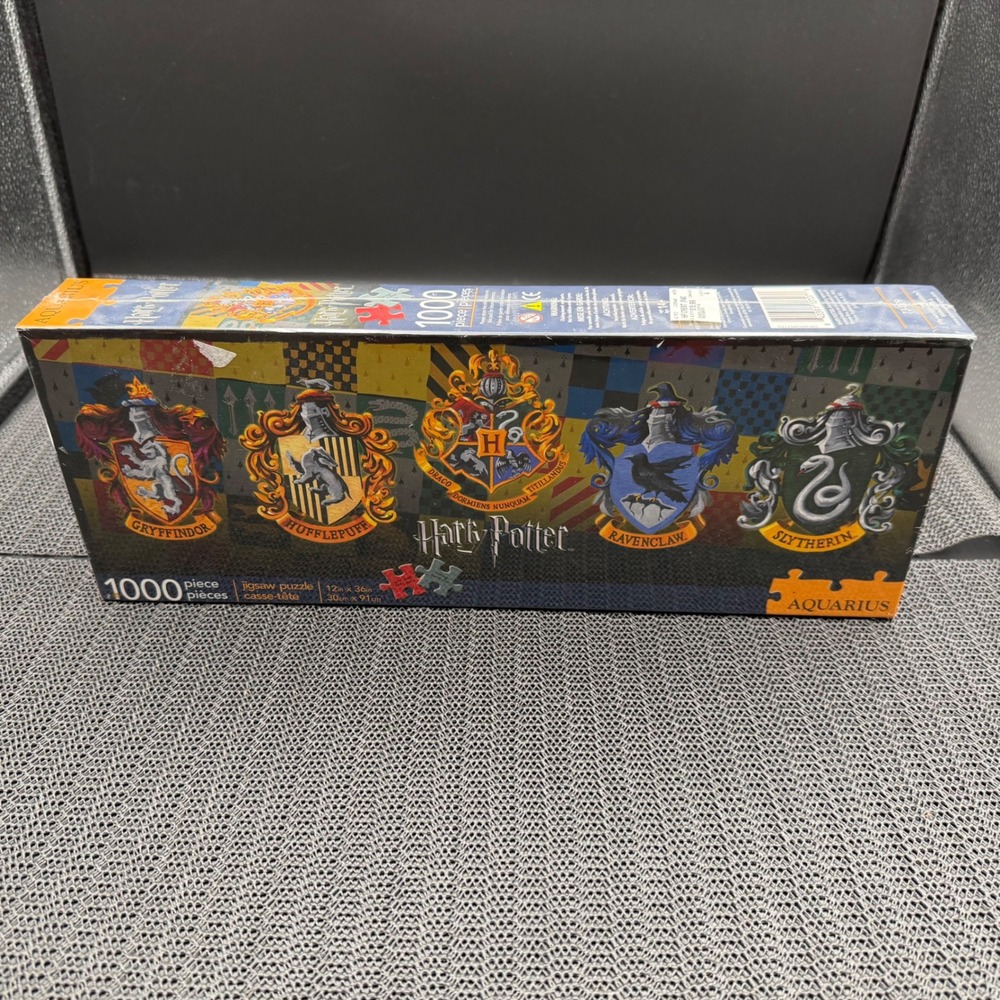 Aquarius Harry Potter Hogwarts Crests 1000 Piece Slim Jigsaw Puzzle 12x36 NEW
